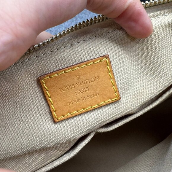 Louis Vuitton Siracusa PM Damier Azur Cross Body 799-071325 - Picture 16 of 16